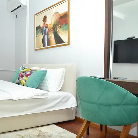 He-Ra Apartments - Central Skopje & Free Parking Exterior photo